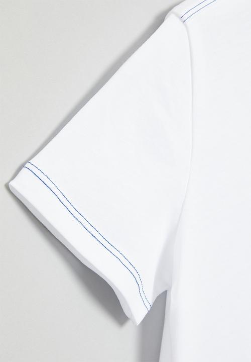 GUESS - Printed short sleeve tee - white