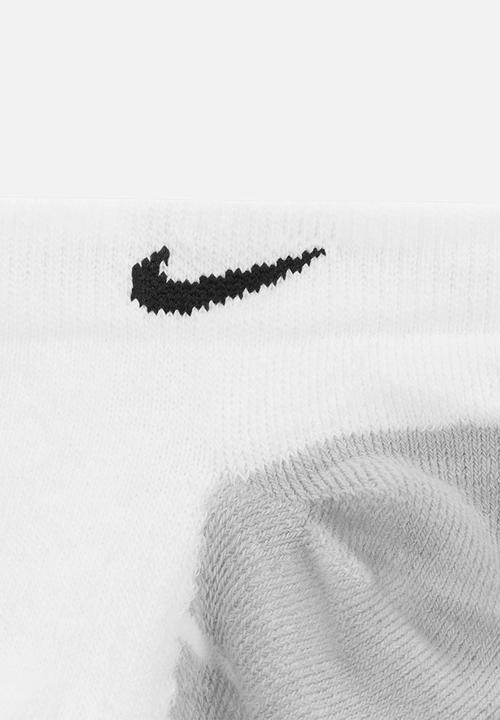 Nike - Nike everyday max cushioned - white/wolf grey/black