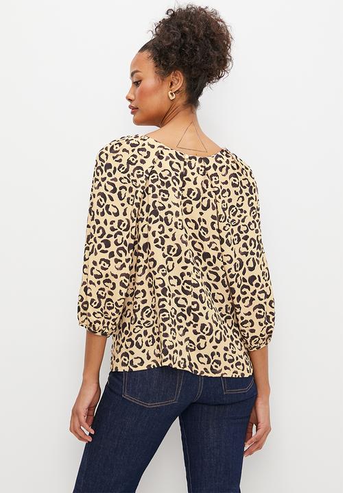 edit - Puff sleeve pleat detail blouse - beige & brown 
