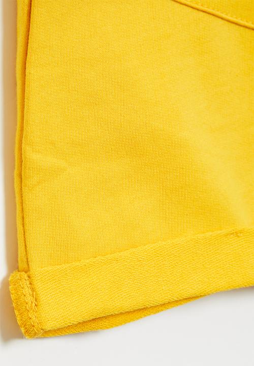 Pop Candy - Printed shorts - yellow