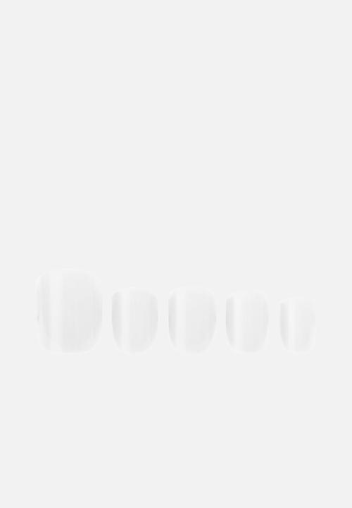 W7 Cosmetics - Glamorous Nails - White Lily
