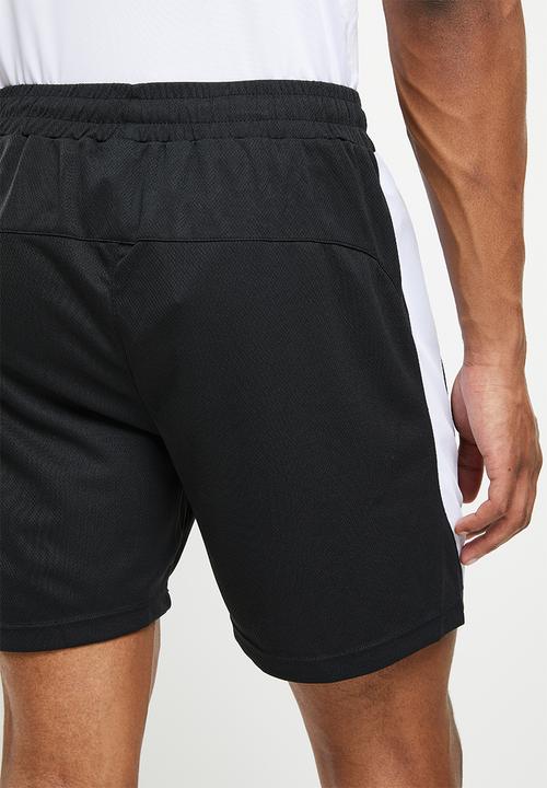 basicthread - Training short - black