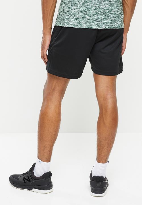 basicthread - Training short - black