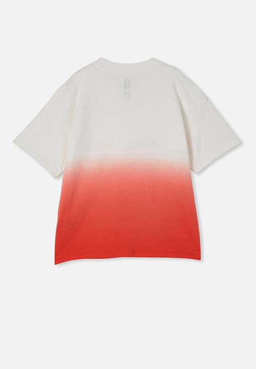 Cotton On - Stevie short sleeve embellished tee - flame red dip dye/keep on rolling embossed