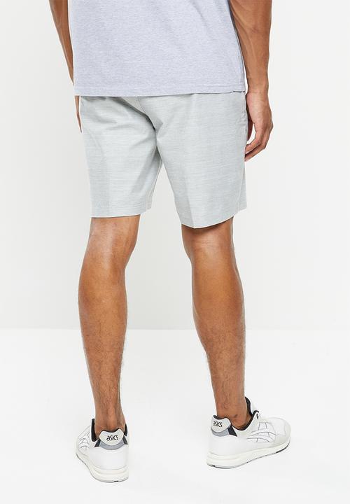 Hurley - Dri breathe 19” walkshorts - wolf grey