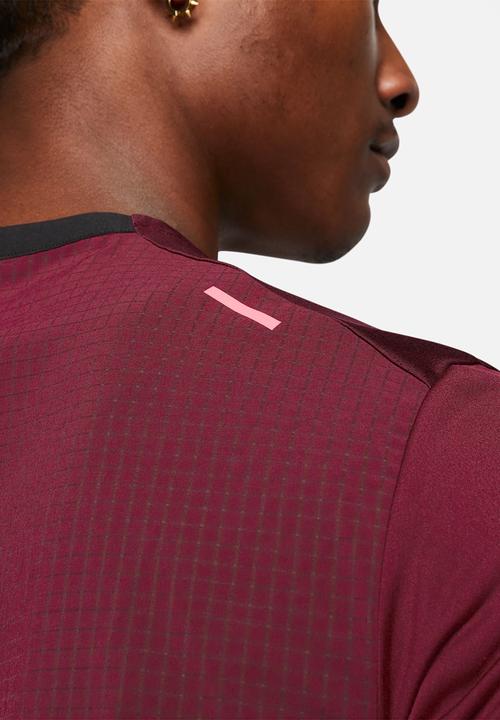 Nike - Nike Dri-FIT Rise 365 Short-Sleeve Trail Running Top