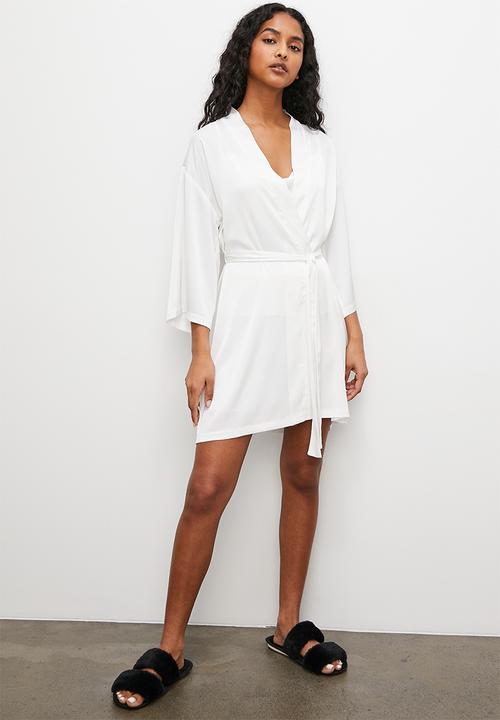 Superbalist - Satin robe - ecru