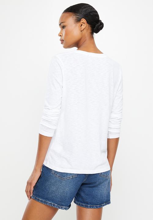 Superdry. - Studios long sleeve pocket v-neck top - optic