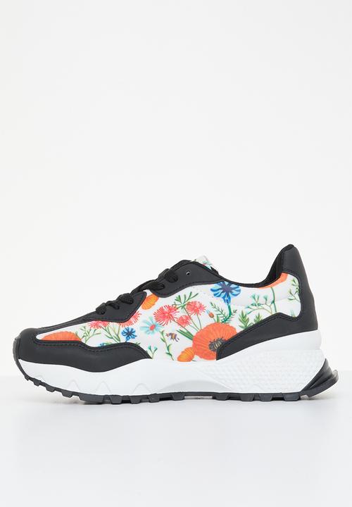 Tom Tom - Bloom chic lace-up sneaker - black floral