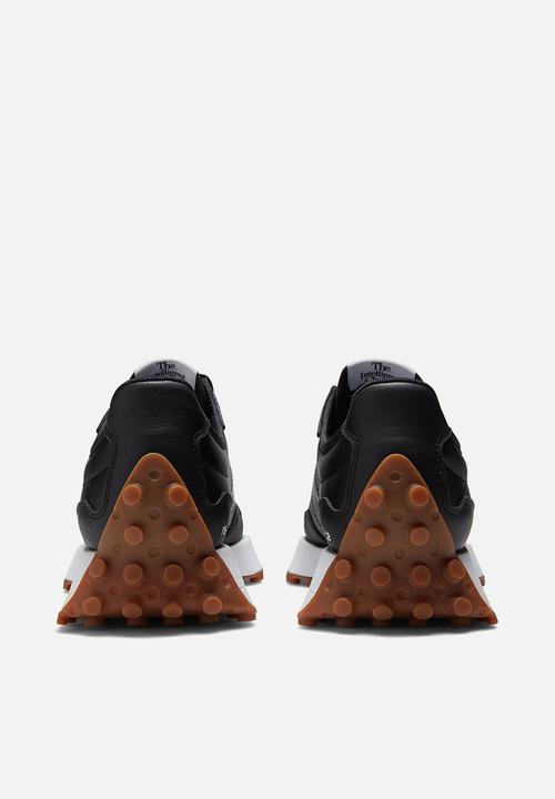 New Balance  - Fashion pack - black (001)