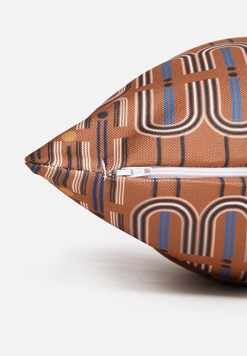 Fabric Bank  - Grace of calmness cushion cover- multi