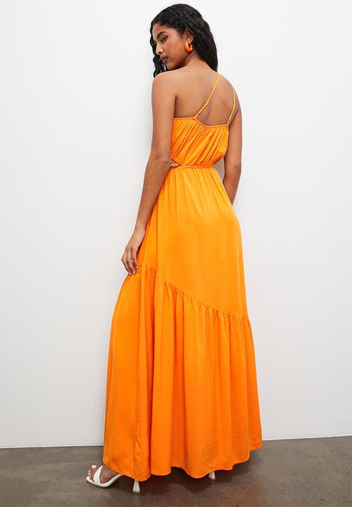 VELVET - Asymmetric cut out vacation maxi with tier - orange pepper