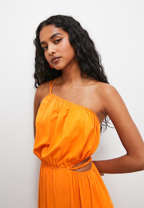 VELVET - Asymmetric cut out vacation maxi with tier - orange pepper