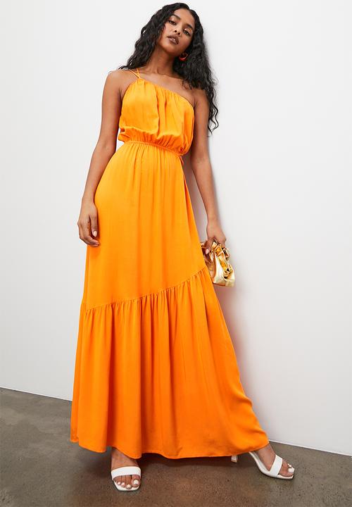 VELVET - Asymmetric cut out vacation maxi with tier - orange pepper