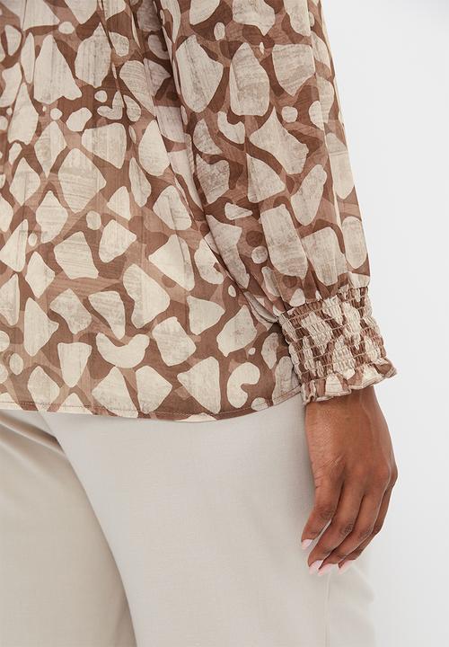 edit Plus - Chiffon shirred sleeve blouse - natural giraffe