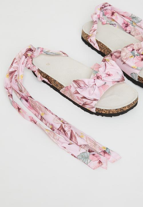 Pop Candy - Girls lace up sandal - pink