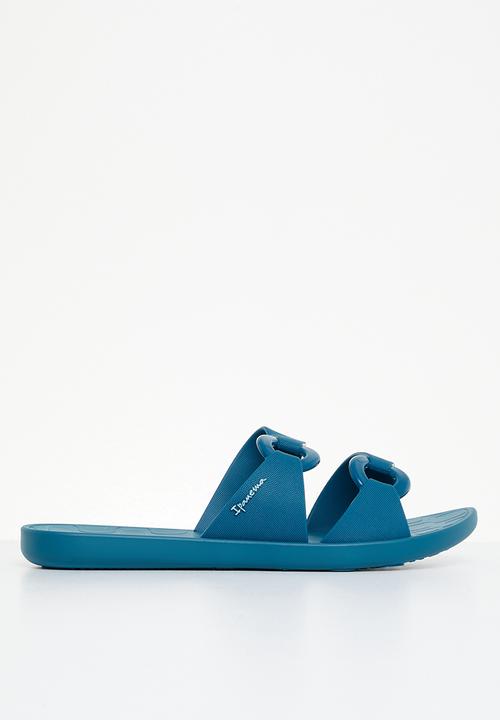 Ipanema - Ella ad - blue
