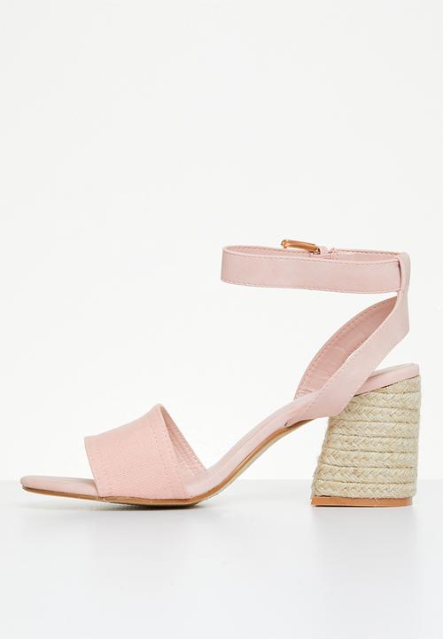 Butterfly Feet - Daria 2 block heel - pink