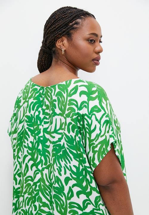 edit Plus - V-neck curved hem tunic - green mono leaf
