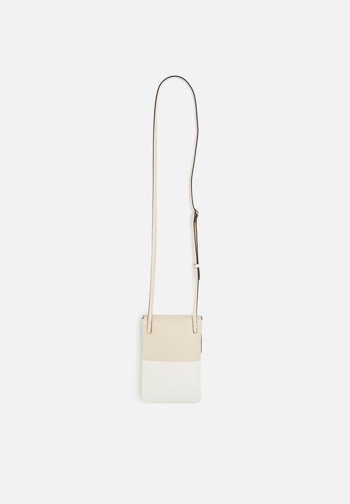 Calvin Klein - Sculpted phone crossbody hero - tuscan beige & white