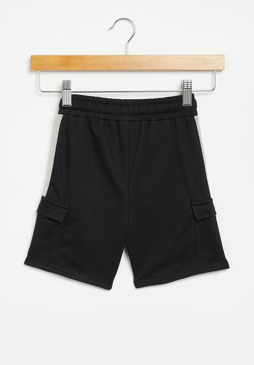 Superbalist - Fleece cargo shorts  - black & grey melange