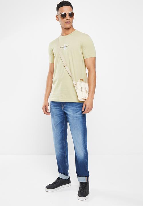 Calvin Klein - Monogram logo tee - wheat fields