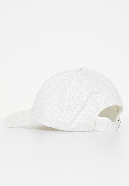 Calvin Klein - Ck must metal letter bb cap mono - white