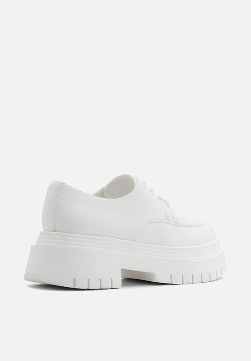 Call It Spring - Camdenn brogue - white