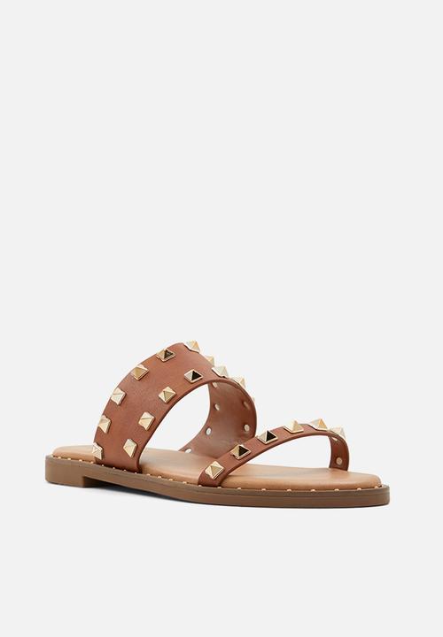 Call It Spring - Davinna sandal - cognac