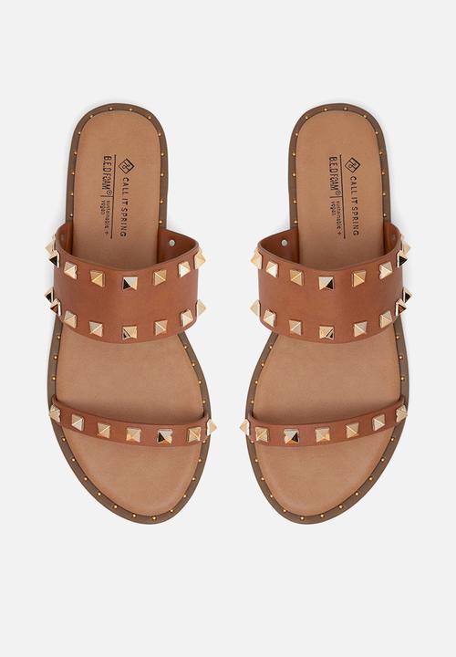 Call It Spring - Davinna sandal - cognac