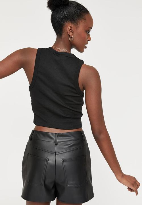 Cotton On - Vegan leather mini short - black