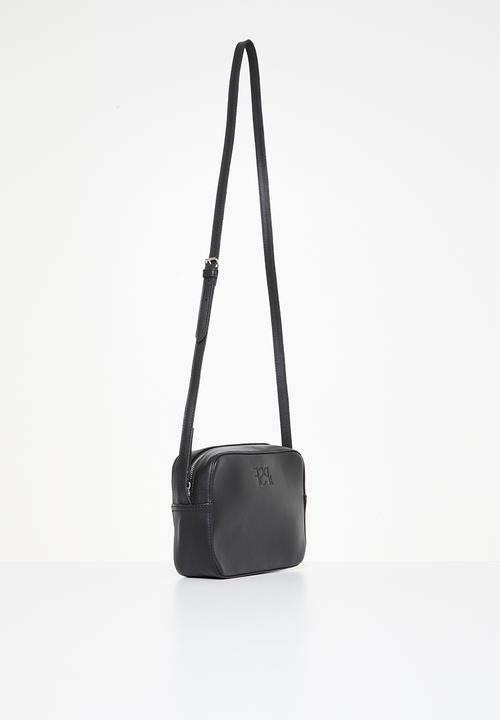FSP Collection - Abi leather camera bag - black