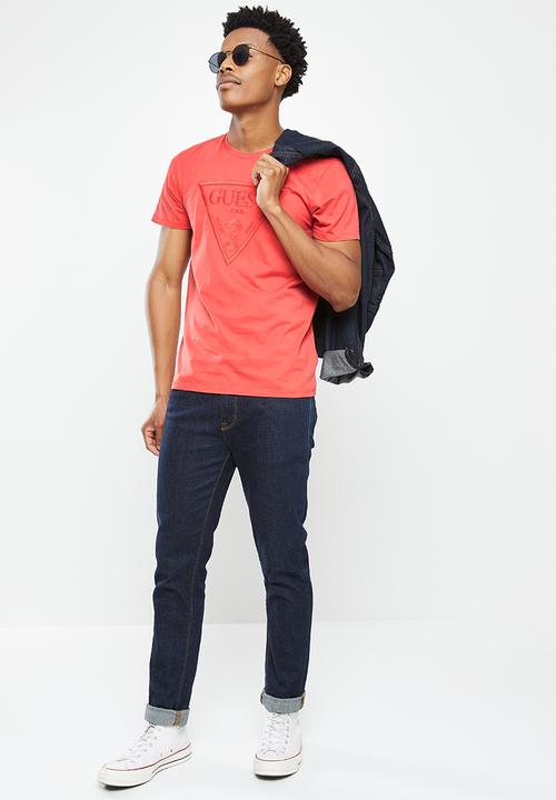 GUESS - Es short sleeve embroidered logo tee - cranberry splash