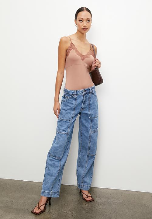 VELVET - Lace trimmed cami bodysuit - clay