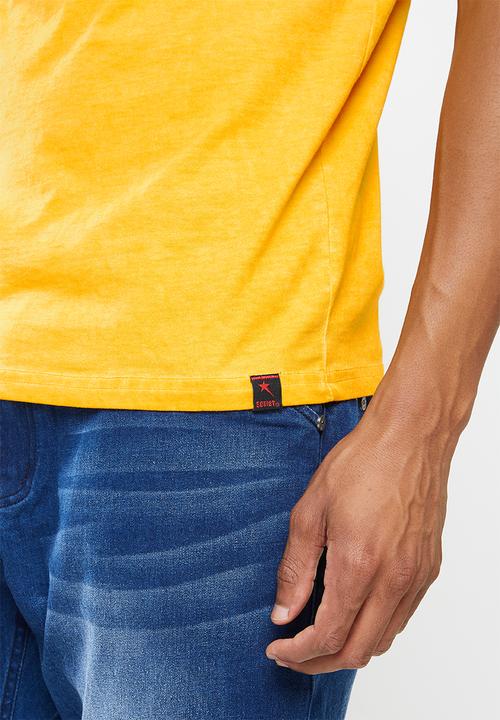 SOVIET - M branson short sleeve  tee - canary yellow