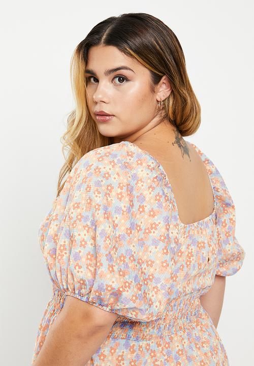Me&B - Plus shirring curved band dress with pockets - blues floral ditsy