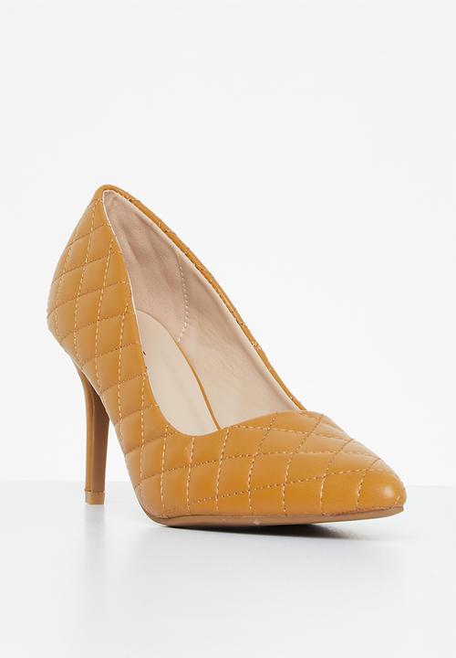 edit - Fallon closed back heel - tan