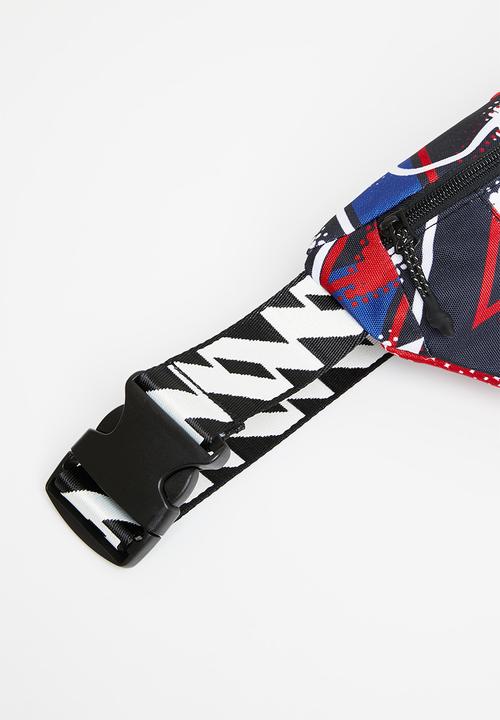 Superdry. - Code essential bumbag - aop