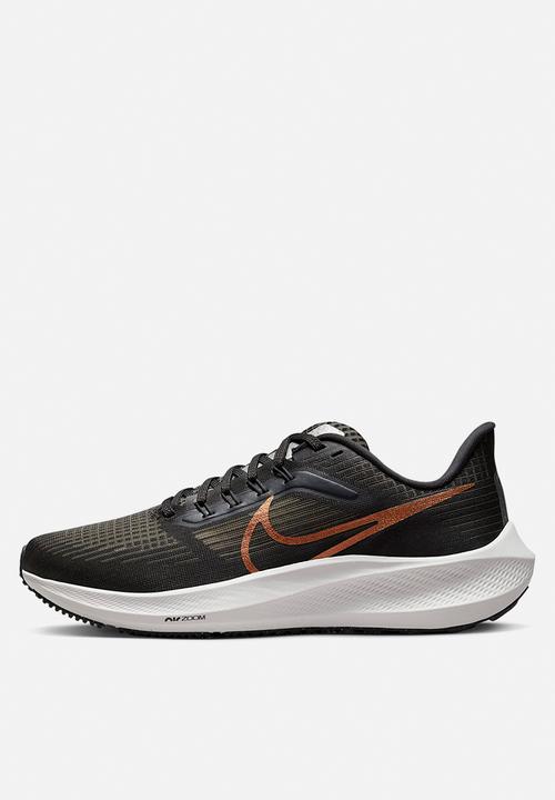 Nike - Nike Pegasus 39