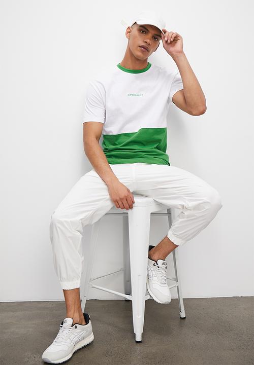 Superbalist - Colour block regular crew neck tee - white & green