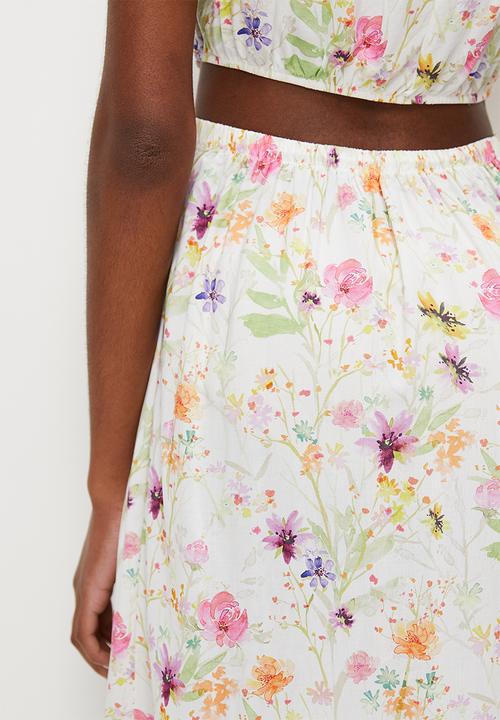 MILLA - Co-ord button detail midi skirt - spring floral