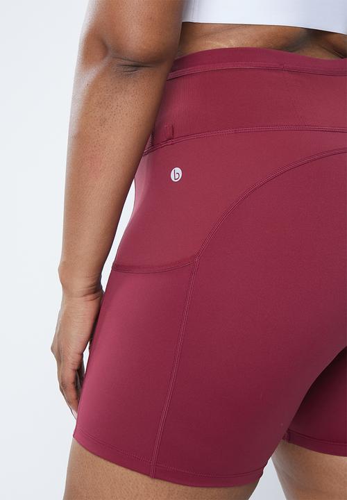 Cotton On - Curve active smoothing explorer bike short - red plum
