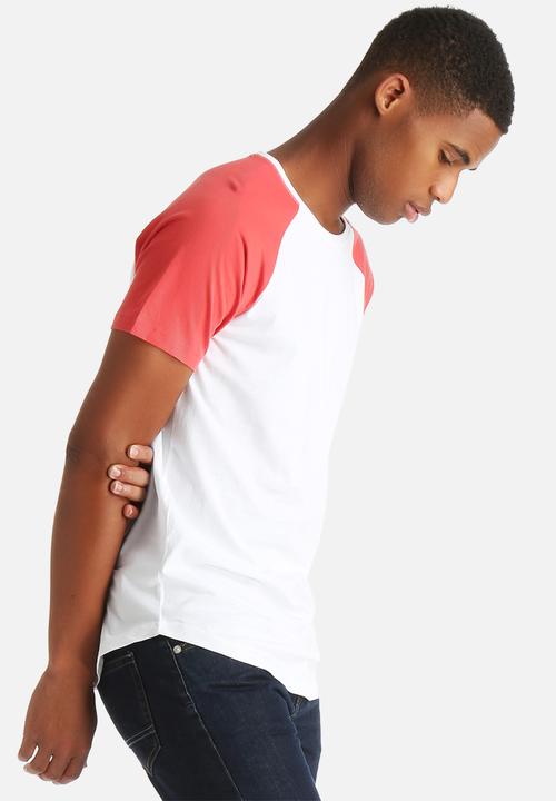 Only & Sons - Long Curved Raglan Tee
