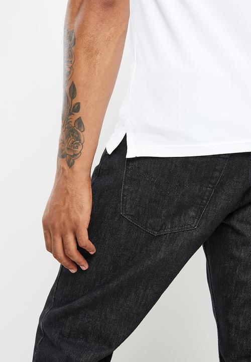 S.P.C.C - Nolan golfer - white
