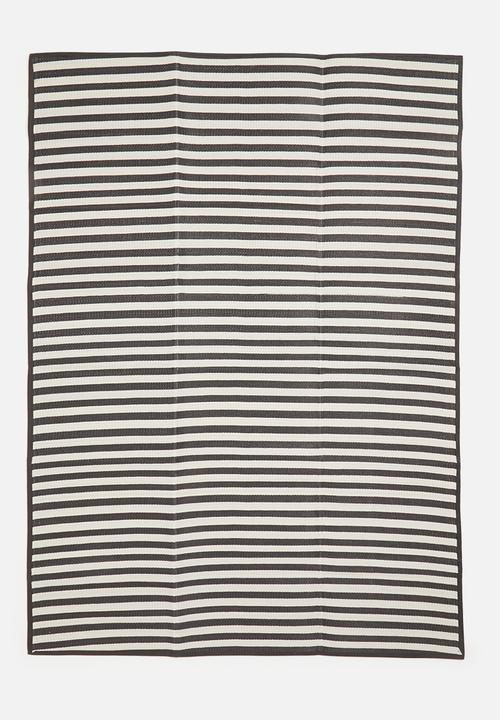 H&S - Foldable picnic mat - black stripes