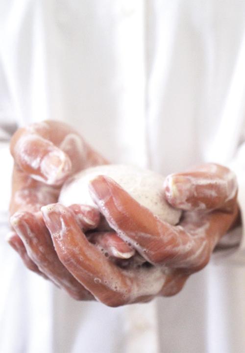 Panier Des Sens - Renewing grape exfoliating soap