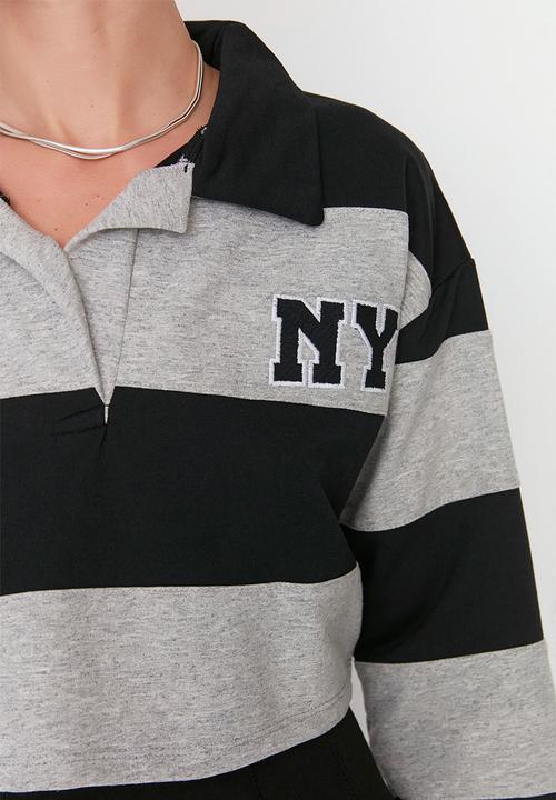 Trendyol - Crop thin knit sweatshirt - black
