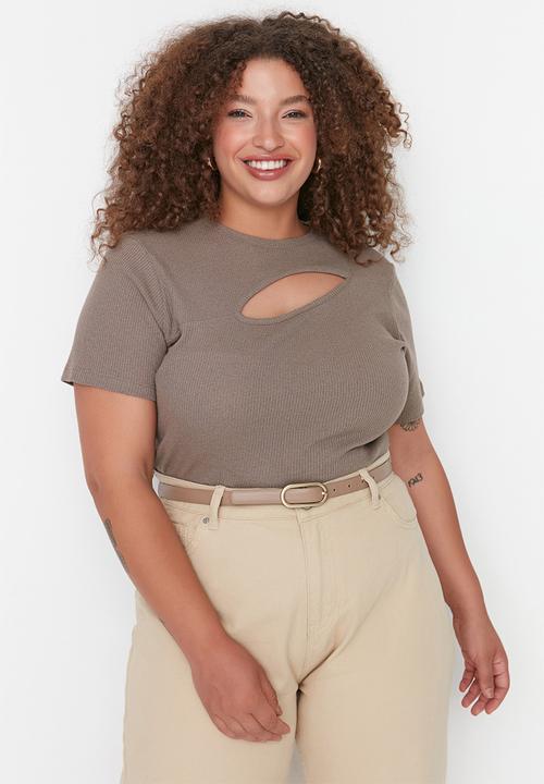 Trendyol - Plus cut out knit top - mink