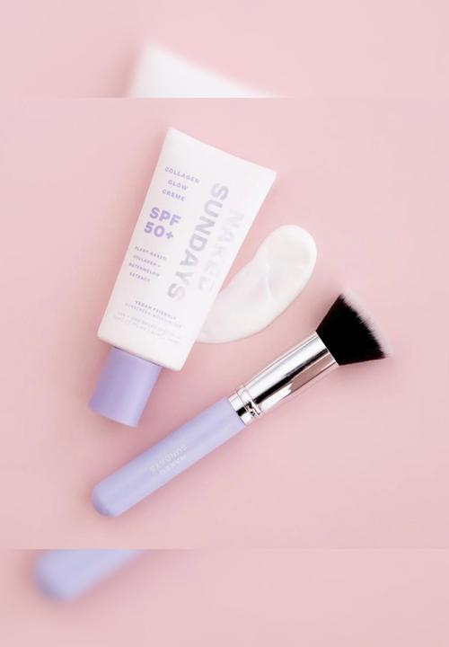 Naked Sundays - SPF BFF Brush