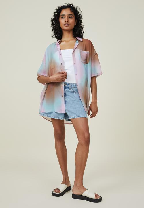 Cotton On - Sheer shirt - sully digital haze clay brown